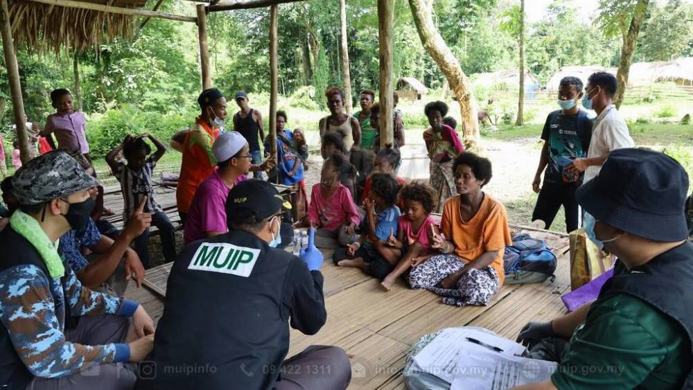 Allahuakhbar! 50 penduduk Orang Asli etnik Batek peluk ...